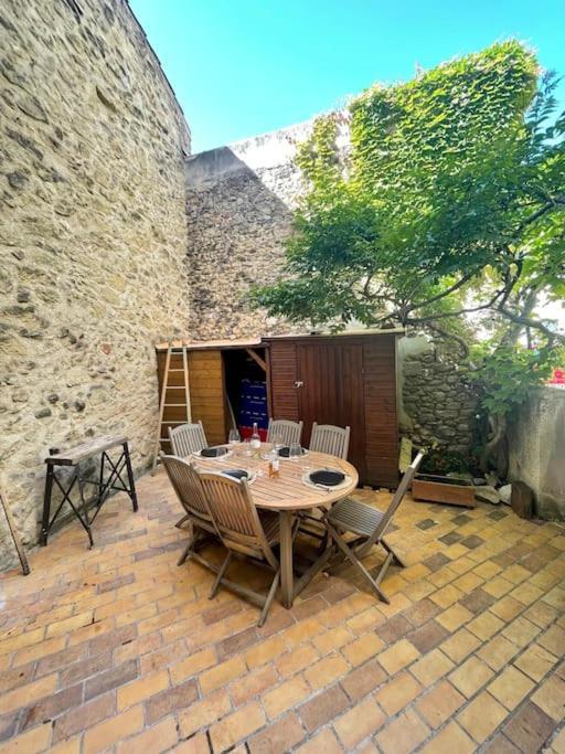 Charmante Maison De Village Au Pied Du Luberon