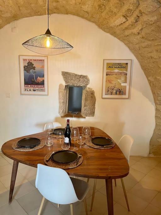 Charmante Maison De Village Au Pied Du Luberon Holiday home *